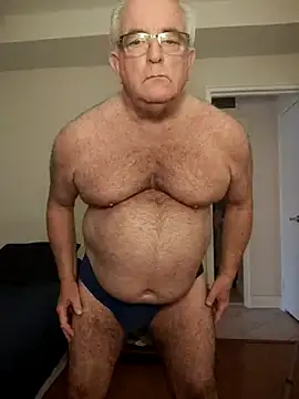 Shoreguy69 online show from 12/21/25, 12:23