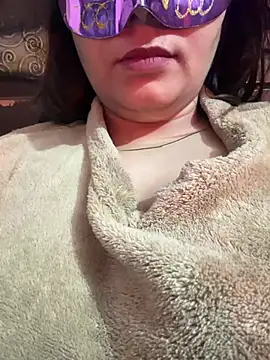 Snapshot of Anjalihotwife chatting on 12/17/24, 03:06 Anjalihotwife online show from 12/17/24, 03:06