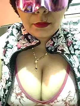 Snapshot of Anjalihotwife chatting on 01/06/25, 11:18 Anjalihotwife online show from 01/06/25, 11:18