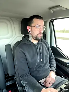 Snapshot of _Haptic_ chatting on 12/02/24, 10:18 Haptic online show from 12/02/24, 10:18