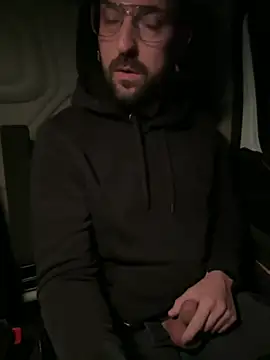 Snapshot of _Haptic_ chatting on 12/16/24, 04:13 Haptic online show from 12/16/24, 04:13