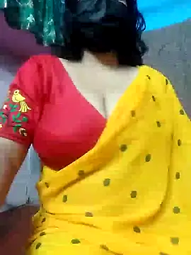 BERRY 00 online show from 02/03/25, 10:03