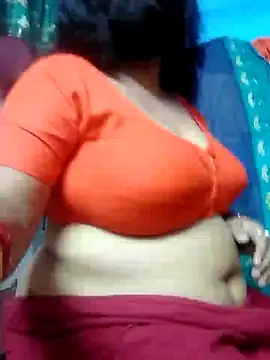 BERRY 00 online show from 02/10/25, 09:58