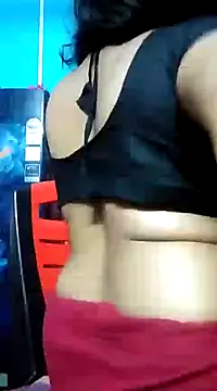 BERRY 00 online show from 02/12/25, 10:24