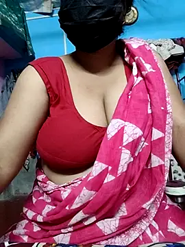 BERRY 00 online show from 10/26/25, 06:14