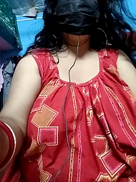 BERRY 00 online show from 10/28/25, 10:19