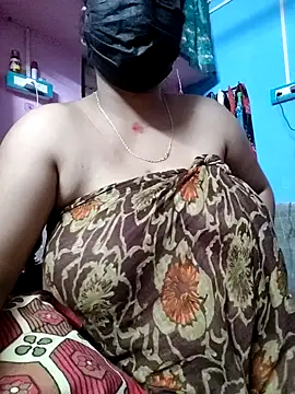 BERRY 00 online show from 04/04/26, 10:24