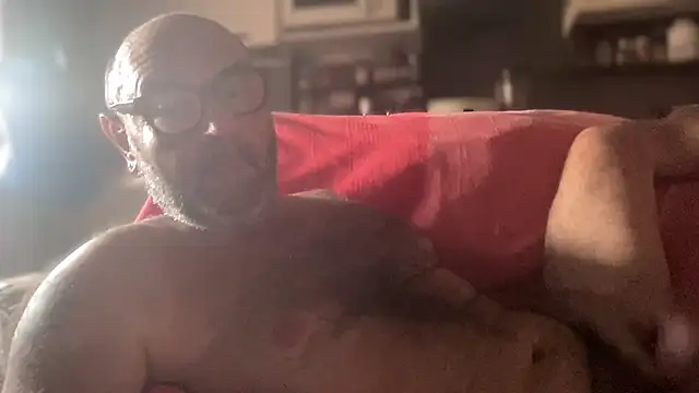 Snapshot of MM7026 chatting on 07/16/26, 04:13 MM7026 online show from 07/16/26, 04:13
