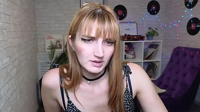 Snapshot of Nika_Kitten chatting on 02/03/25, 08:35 Nika Kitten online show from 02/03/25, 08:35