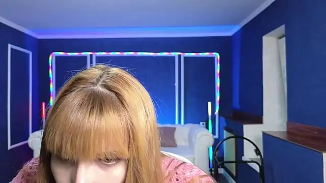 Snapshot of Nika_Kitten chatting on 02/13/25, 02:42 Nika Kitten online show from 02/13/25, 02:42