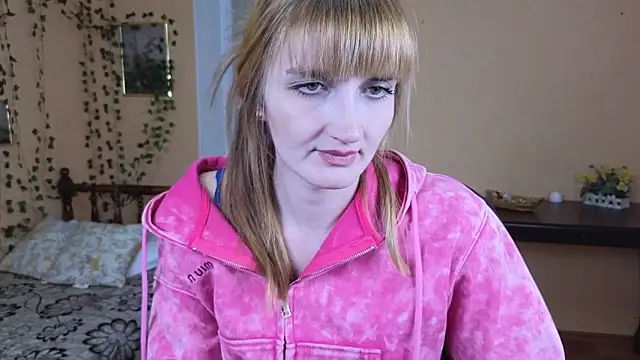 Snapshot of Nika_Kitten chatting on 02/25/25, 09:02 Nika Kitten online show from 02/25/25, 09:02