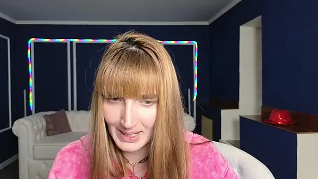 Snapshot of Nika_Kitten chatting on 03/05/25, 05:39 Nika Kitten online show from 03/05/25, 05:39