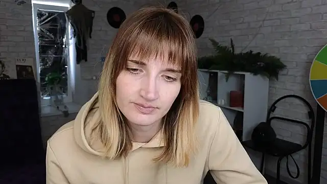 Nika Kitten online show from 03/16/26, 11:03