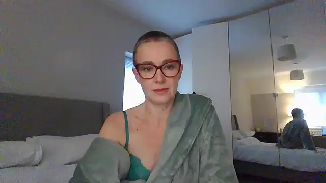 ELEGANT-ARIA36 online show from 01/07/25, 03:23