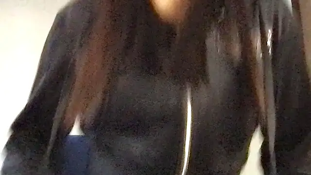 Snapshot of MoonriseGoddess chatting on 04/07/26, 02:28 MoonriseGoddess online show from 04/07/26, 02:28