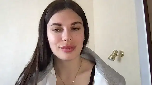 Snapshot of MoonriseGoddess chatting on 04/15/26, 09:27 MoonriseGoddess online show from 04/15/26, 09:27