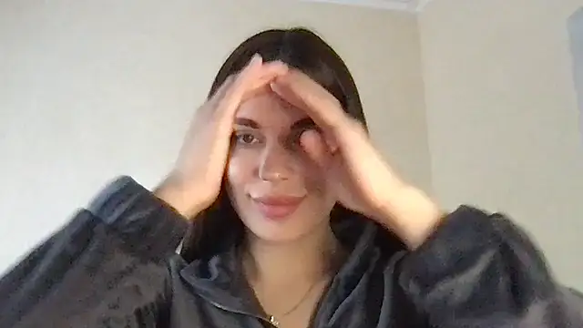 Snapshot of MoonriseGoddess chatting on 04/26/26, 09:18 MoonriseGoddess online show from 04/26/26, 09:18