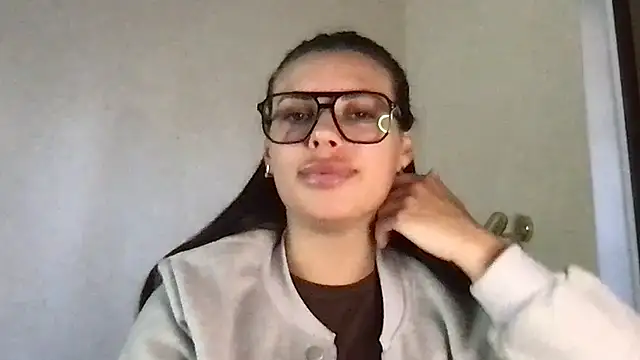 Snapshot of MoonriseGoddess chatting on 06/02/26, 09:33 MoonriseGoddess online show from 06/02/26, 09:33