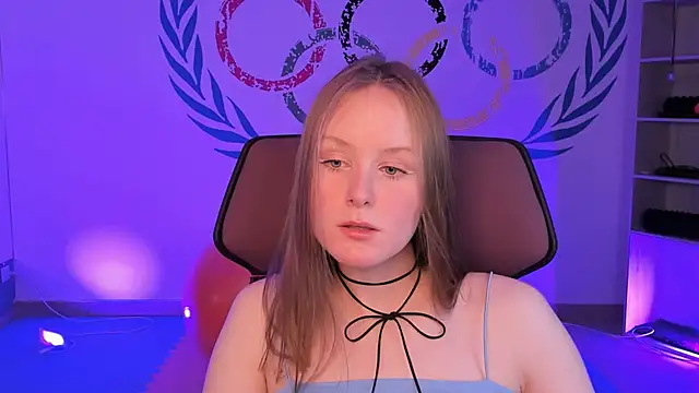 Snapshot of VivienLeeigh chatting on 12/09/24, 04:05 VivienLeeigh online show from 12/09/24, 04:05