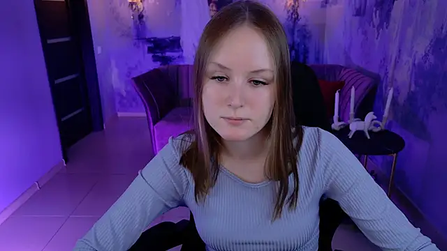 Snapshot of VivienLeeigh chatting on 12/21/24, 09:12 VivienLeeigh online show from 12/21/24, 09:12