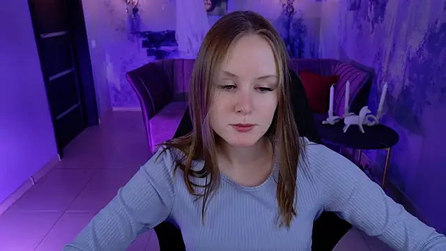 Snapshot of VivienLeeigh chatting on 12/21/24, 12:16 VivienLeeigh online show from 12/21/24, 12:16