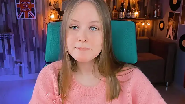 Snapshot of VivienLeeigh chatting on 01/22/25, 07:56 VivienLeeigh online show from 01/22/25, 07:56