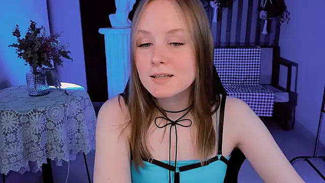 Snapshot of VivienLeeigh chatting on 01/30/25, 01:31 VivienLeeigh online show from 01/30/25, 01:31