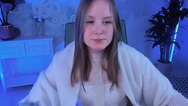 Snapshot of VivienLeeigh chatting on 02/08/25, 03:10 VivienLeeigh online show from 02/08/25, 03:10