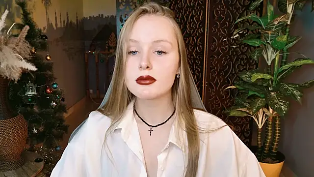 Snapshot of VivienLeeigh chatting on 01/15/26, 01:16 VivienLeeigh online show from 01/15/26, 01:16