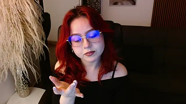 crimson tati  online show from 12/13/24, 04:22