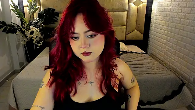 Snapshot of crimson_tati_ chatting on 03/07/26, 02:19 crimson tati online show from 03/07/26, 02:19