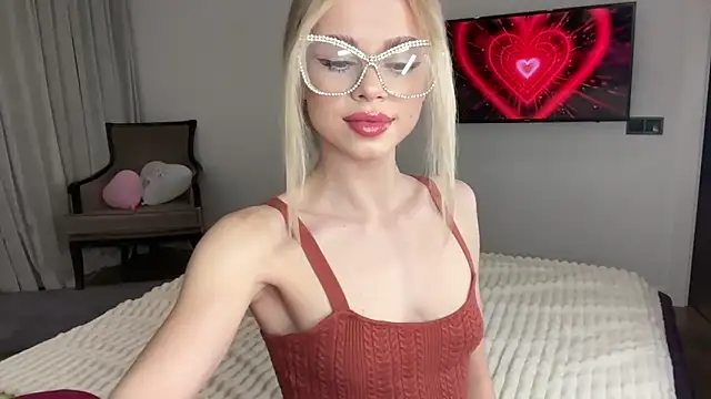 little fox alisa online show from 03/22/25, 09:10