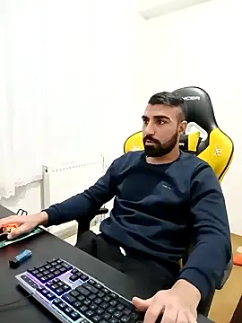 Snapshot of SertSikici022 chatting on 12/10/24, 05:55 SertSikici022 online show from 12/10/24, 05:55