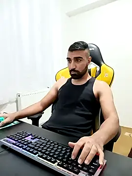 Snapshot of SertSikici022 chatting on 12/16/24, 02:27 SertSikici022 online show from 12/16/24, 02:27