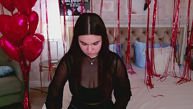 RihannaRose online show from 02/11/25, 10:50