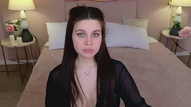 RihannaRose online show from 03/09/25, 12:21