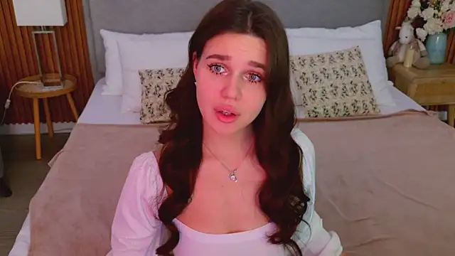 RihannaRose online show from 10/06/25, 05:10