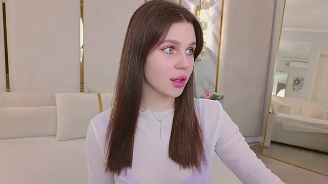 RihannaRose online show from 03/11/26, 04:57