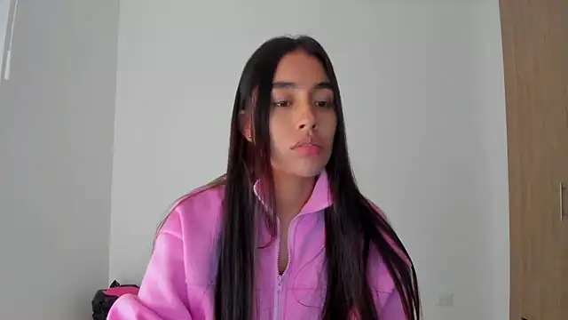 Snapshot of AriaMontgomery chatting on 12/03/25, 08:56 AriaMontgomery online show from 12/03/25, 08:56