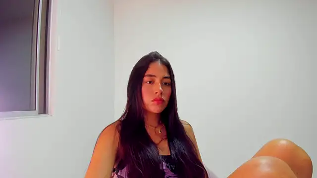 Snapshot of AriaMontgomery chatting on 12/22/25, 04:09 AriaMontgomery online show from 12/22/25, 04:09