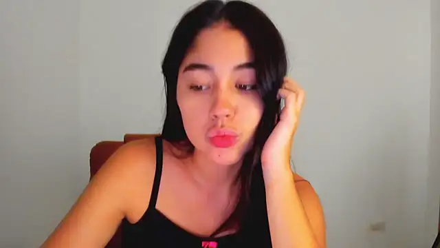 Snapshot of AriaMontgomery chatting on 07/23/26, 03:37 AriaMontgomery online show from 07/23/26, 03:37