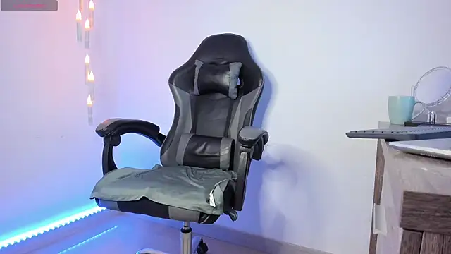 Snapshot of stephennolan1 chatting on 12/05/25, 02:42 stephennolan1 online show from 12/05/25, 02:42