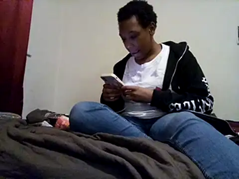 Snapshot of MsSapPhire500 chatting on 12/23/24, 02:02 MsSapPhire500 online show from 12/23/24, 02:02