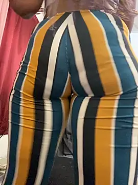 Snapshot of MsSapPhire500 chatting on 09/12/25, 03:28 MsSapPhire500 online show from 09/12/25, 03:28