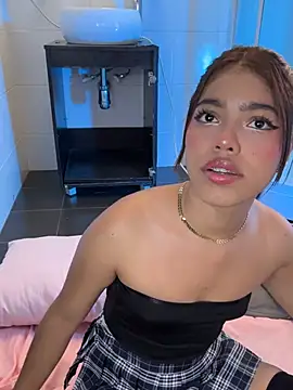 Snapshot of KellyOlsenbe chatting on 03/14/26, 08:36 KellyOlsenbe online show from 03/14/26, 08:36