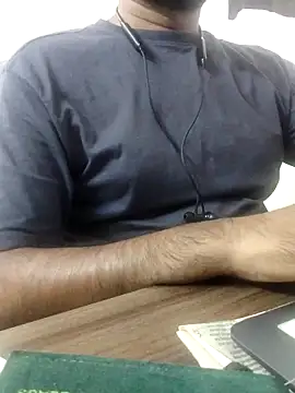 Snapshot of knighttriderr chatting on 02/12/25, 06:29 knighttriderr online show from 02/12/25, 06:29