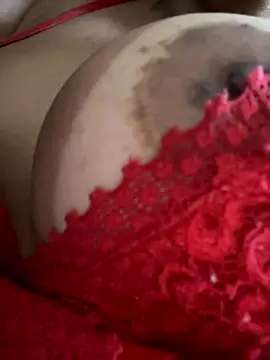 luara1988 online show from 09/15/25, 10:48