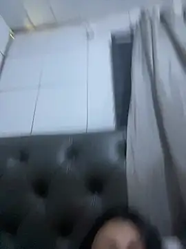 luara1988 online show from 02/17/26, 12:01