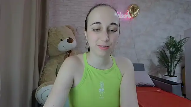 Snapshot of Anika_bloom chatting on 03/10/25, 06:16 Anika bloom online show from 03/10/25, 06:16