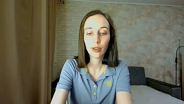 Snapshot of Anika_bloom chatting on 06/21/26, 09:06 Anika bloom online show from 06/21/26, 09:06